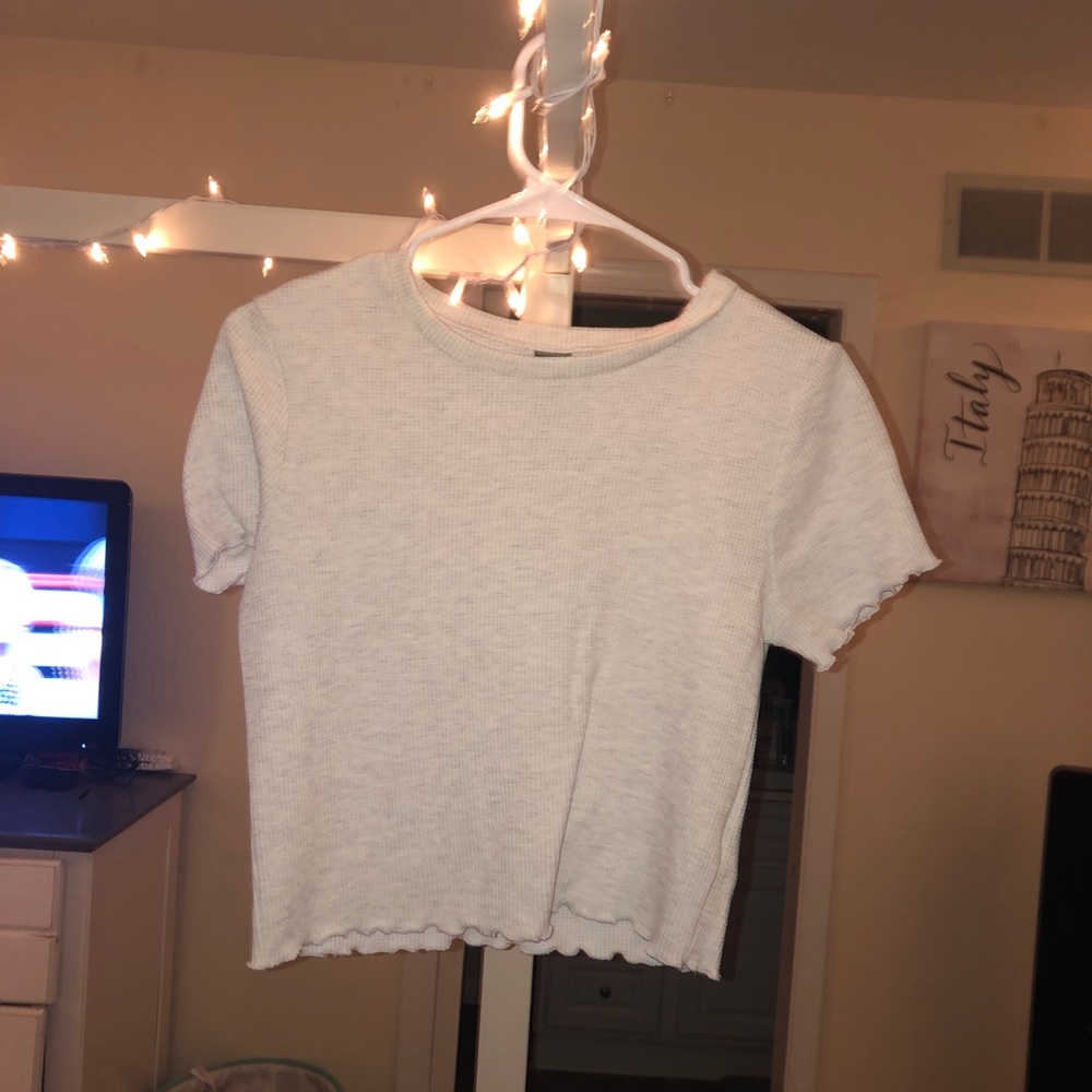 Beige cream crop top